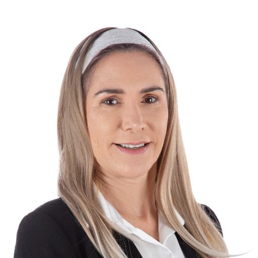 מיה זינו